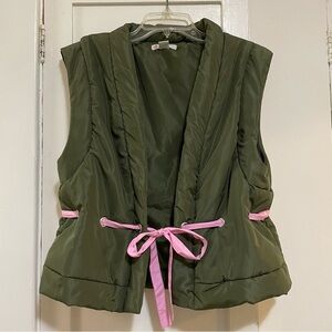 Daily Practice ribbon tie green puffer vest M/L